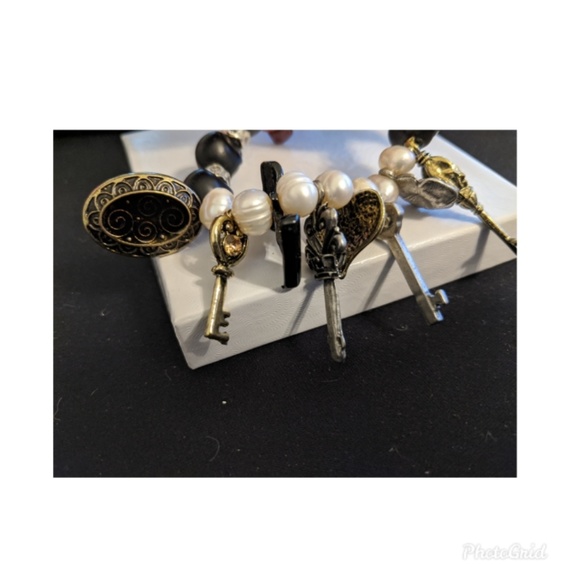 Charm Bracelet - Picture 2 of 4